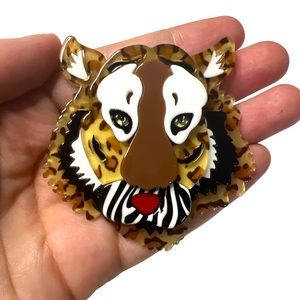 BROOCH | Tiger Resin Layered 3D OOAK Brooch Pin